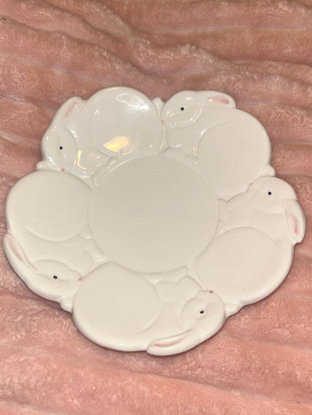 Dept 56 Multiple Bunny Rabbit 3D Embossed White Shallow Bowl Easter Plate 7.5 In